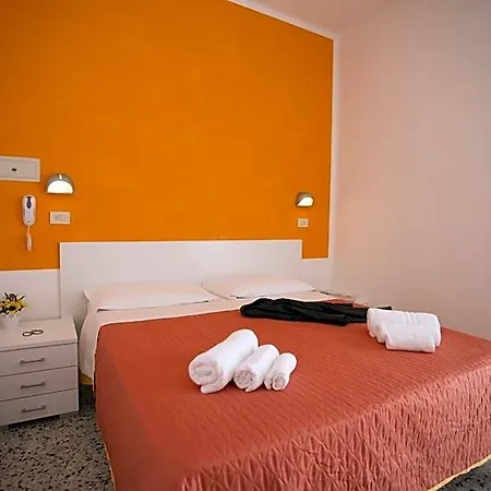 Hotell Sahib 3*